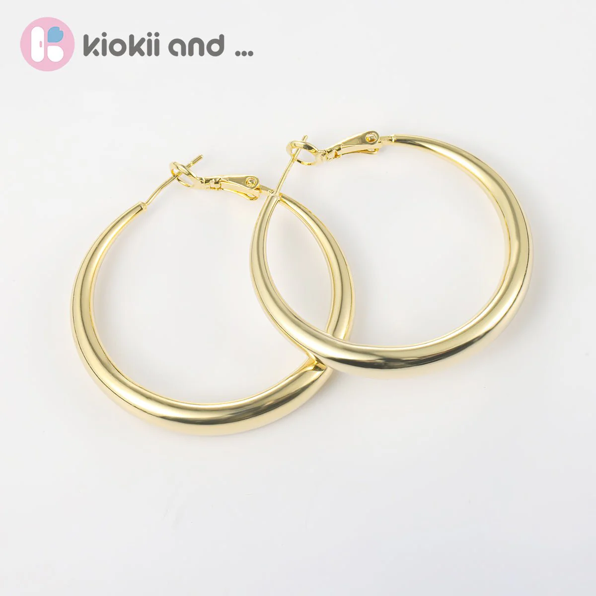 Arch14 Signature Shine Classic 18K Gold Hoop Earrings - Image 2