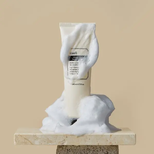 Klairs Gentle Black Facial Cleanser 140ml - Image 6
