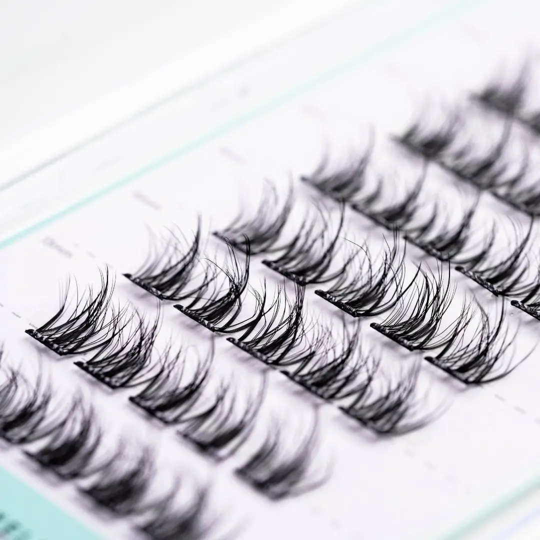Kiokii Book Cluster Glue-Free Lashes - Silk Stacks 13mm - Image 3