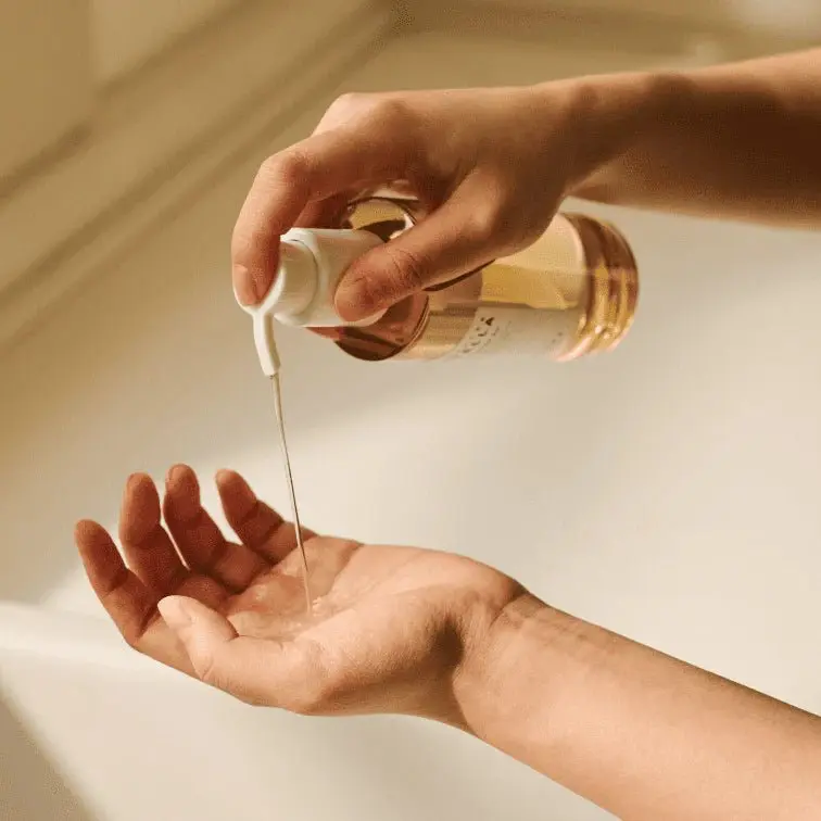 SKIN1004 Centella Light Cleansing Oil (2 Sizes) - Image 4
